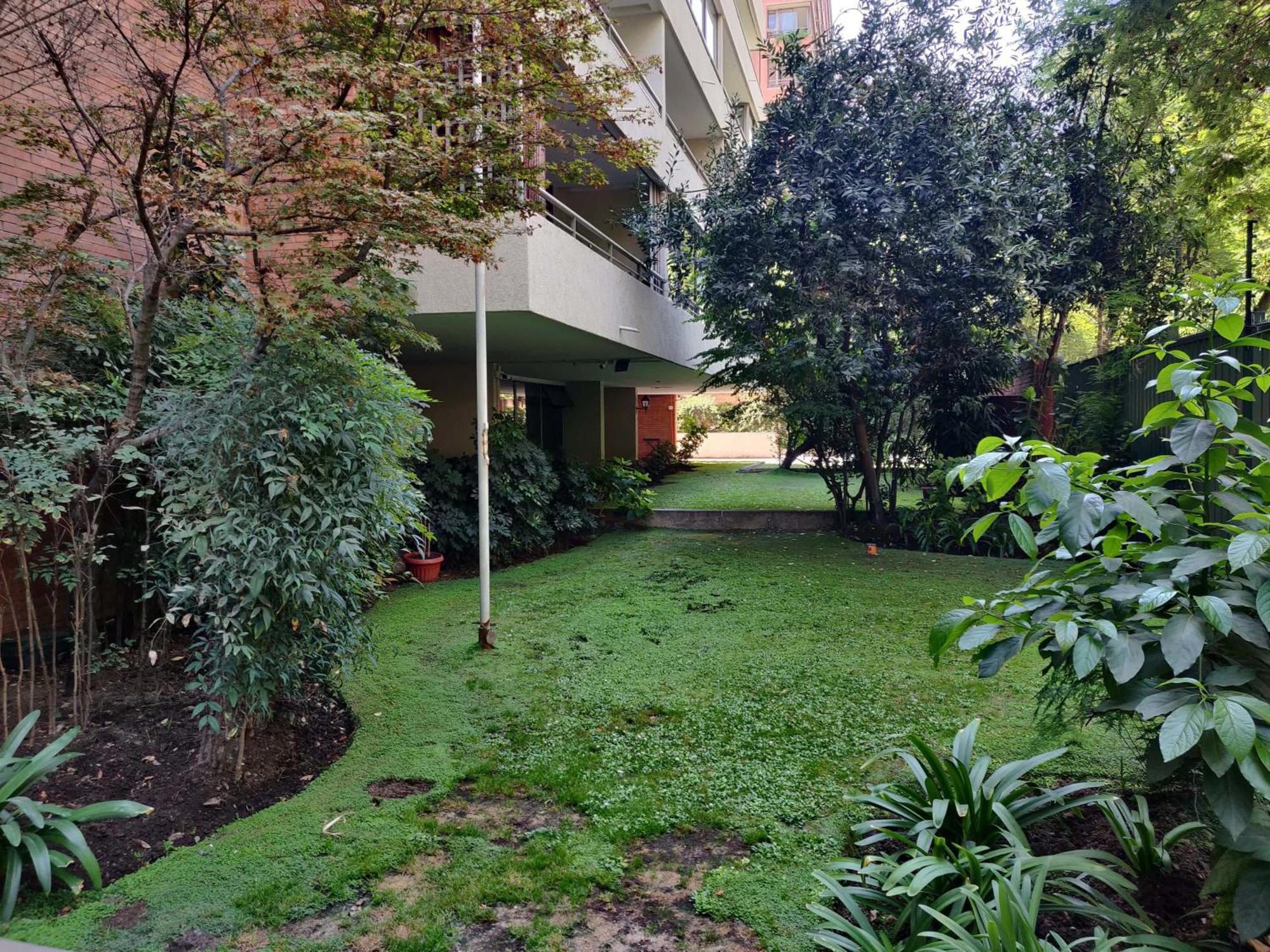 Modern Condes Perfect For Couples Apartment